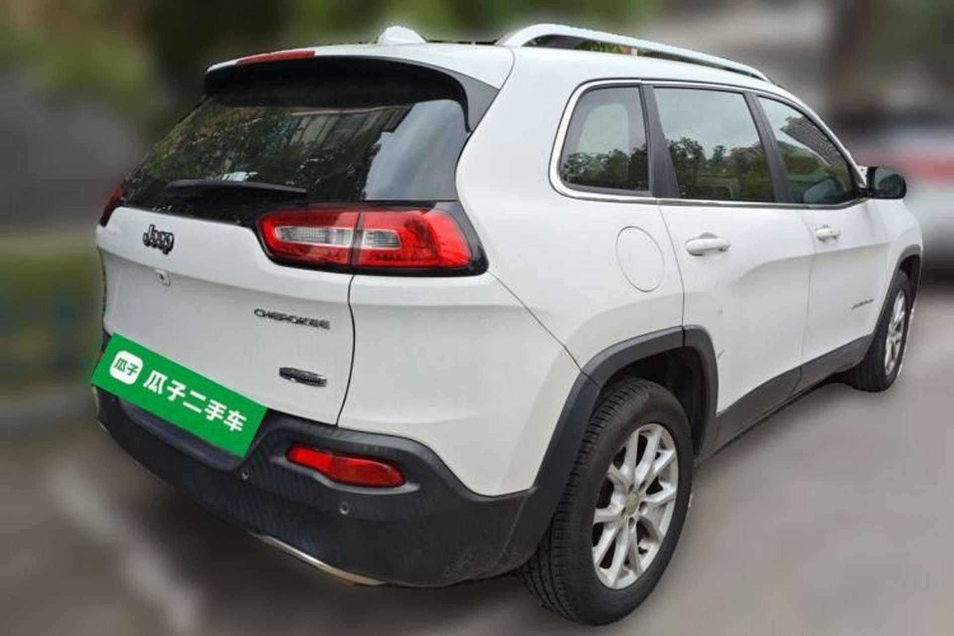 Used Jeep Cherokee 2016 2.4L Professional Smart Version Rear Right 45 Deg