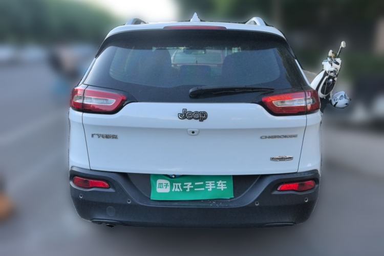 Used Jeep Cherokee 2016 2.0L Superior Edition Rear