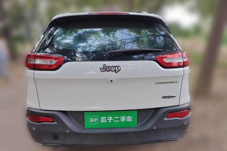 Used Jeep Cherokee 2016 2.0L Smart Version Rear