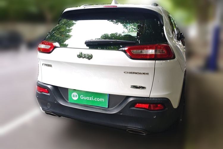 Used Jeep Cherokee 2016 2.4L Leading Edition Rear