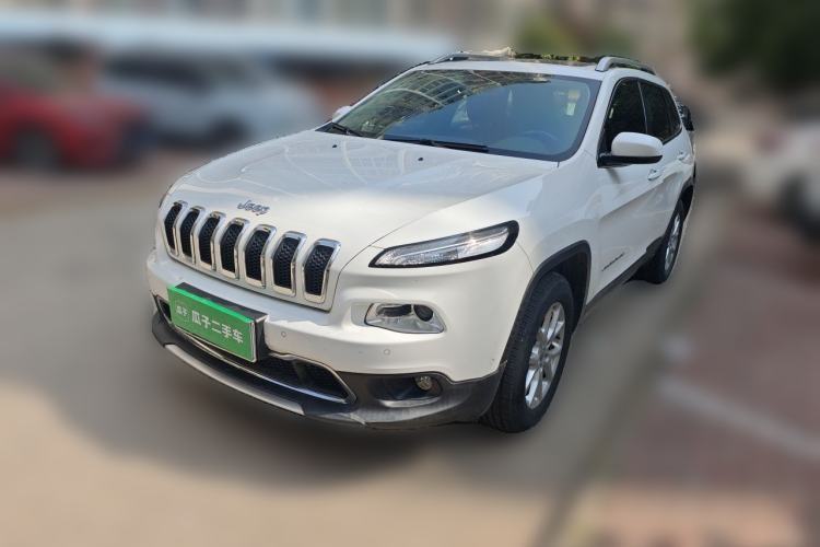 Used Jeep Cherokee 2016 2.4L Professional Smart Version Guazi used car, China used car export, Used car for sale, Used  cars, Cheapest cars for sale