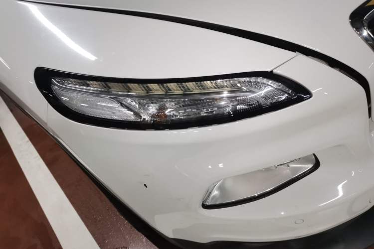Used Jeep Cherokee 2016 2.4L Leading Edition Right Front Headlight