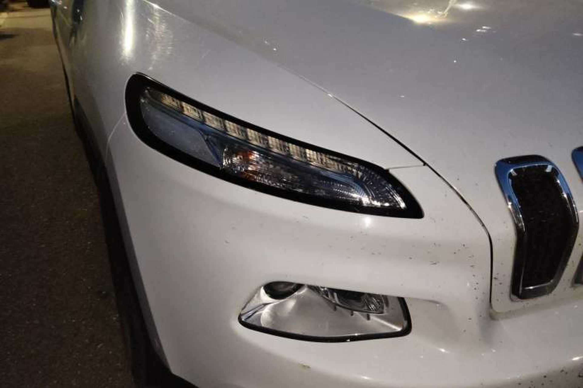 Used Jeep Cherokee 2016 2.0L Superior Edition Right Front Headlight
