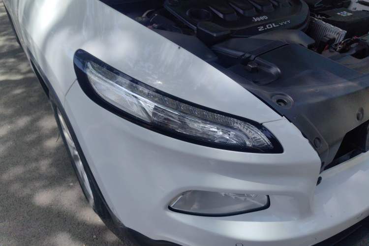 Used Jeep Cherokee 2016 2.0L Leading Edition Right Front Headlight