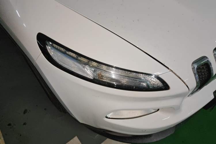 Used Jeep Cherokee 2016 2.4L Leading Edition Right Front Headlight