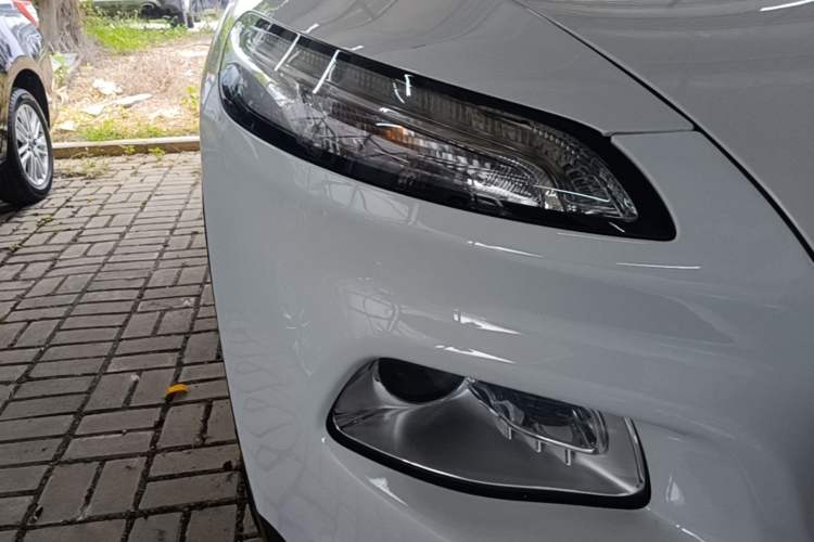 Used Jeep Cherokee 2016 2.4L Leading Edition Right Front Headlight