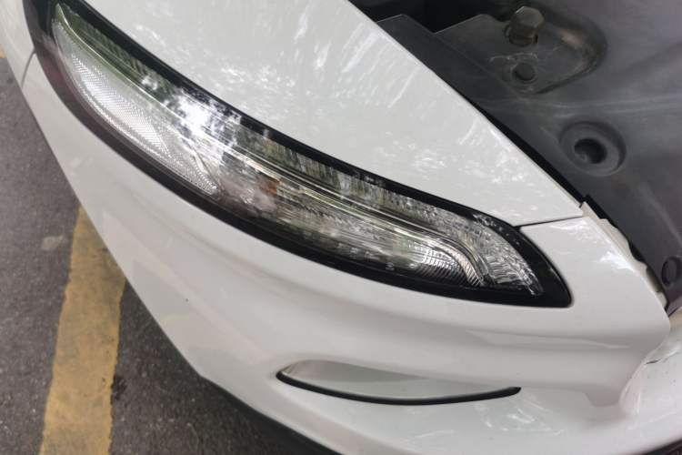 Used Jeep Cherokee 2016 2.4L Leading Edition Right Front Headlight