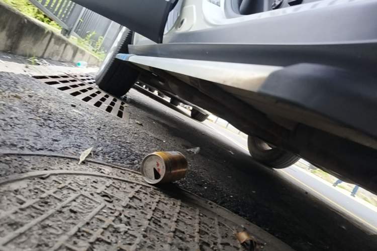 Used Jeep Cherokee 2016 2.0L Superior Edition Right Side Sill