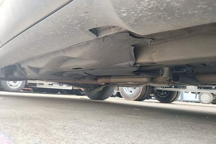 Used Jeep Cherokee 2016 2.0L Superior Edition Right Side Sill