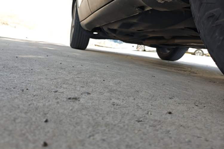 Used Jeep Cherokee 2016 2.4L 75th Anniversary Edition Right Side Sill