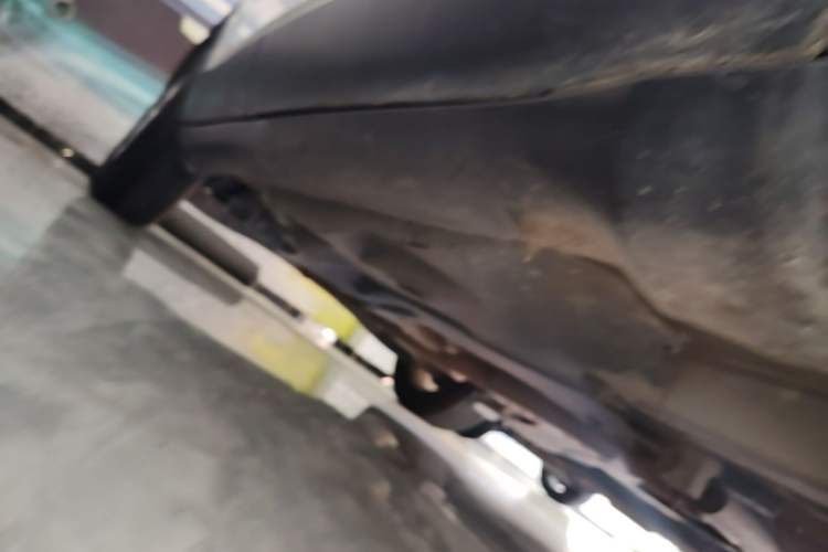 Used Jeep Cherokee 2016 2.0L Superior Edition Right Side Sill