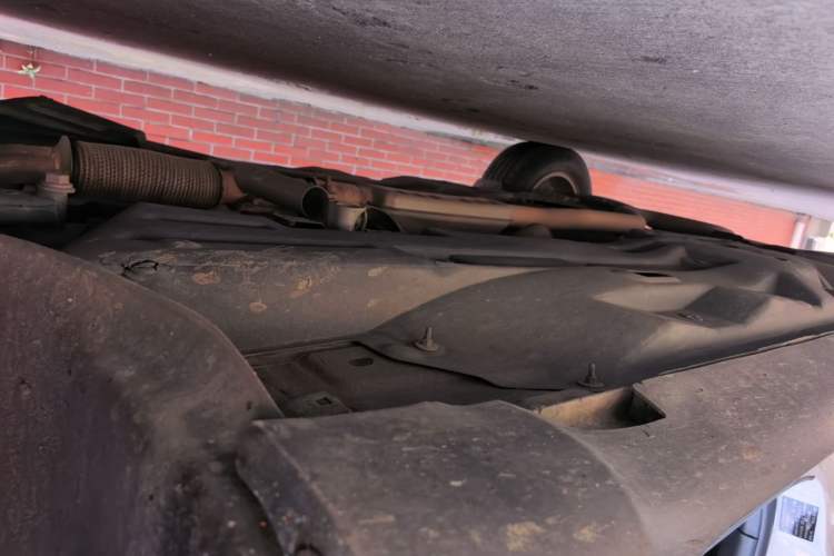 Used Jeep Cherokee 2016 2.4L Professional Edition Right Side Sill