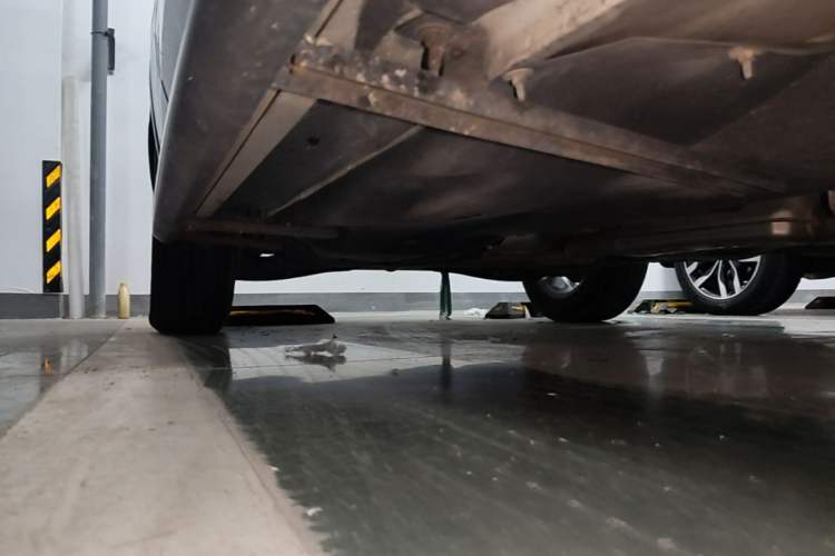 Used Jeep Cherokee 2016 2.4L Leading Edition Right Side Sill
