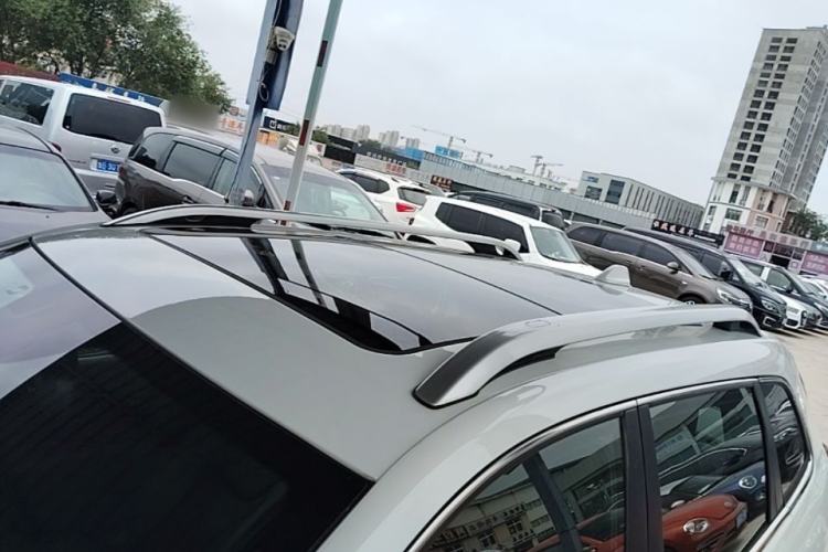 Used Jeep Cherokee 2016 2.4L Professional Smart Version Roof
