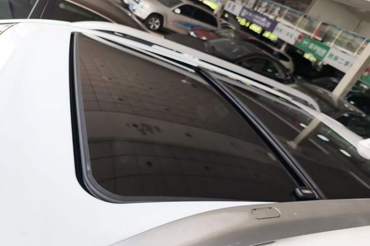 Used Jeep Cherokee 2016 2.4L Professional Edition Roof