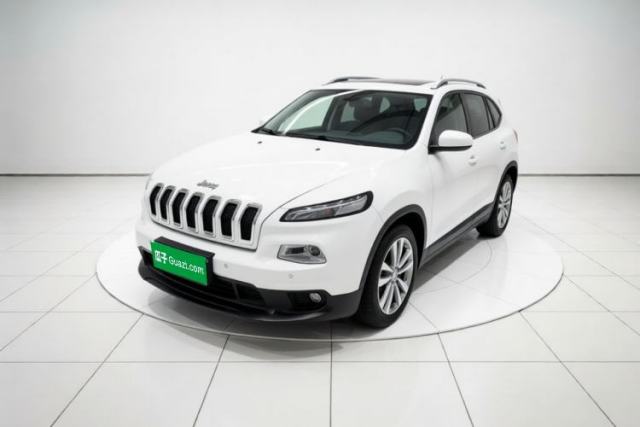 Used Jeep Cherokee 2016 2.0L Superior Edition