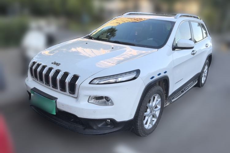Used Jeep Cherokee 2016 2.0L Superior Edition Guazi used car, China used car export, Used car for sale, Used  cars, Cheapest cars for sale