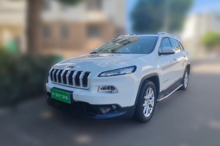 Used Jeep Cherokee 2016 2.0L Superior Edition Guazi used car, China used car export, Used car for sale, Used cars, Cheapest cars for sale