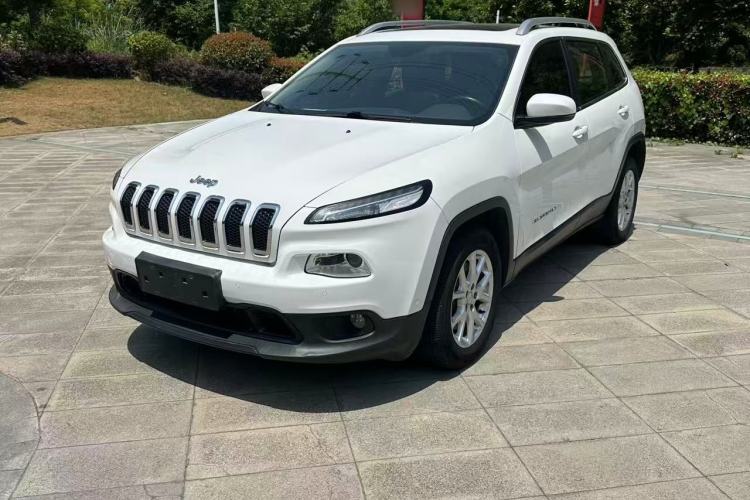 Used Jeep Cherokee 2016 2.4L Leading Edition Guazi used car, China used car export, Used car for sale, Used cars, Cheapest cars for sale