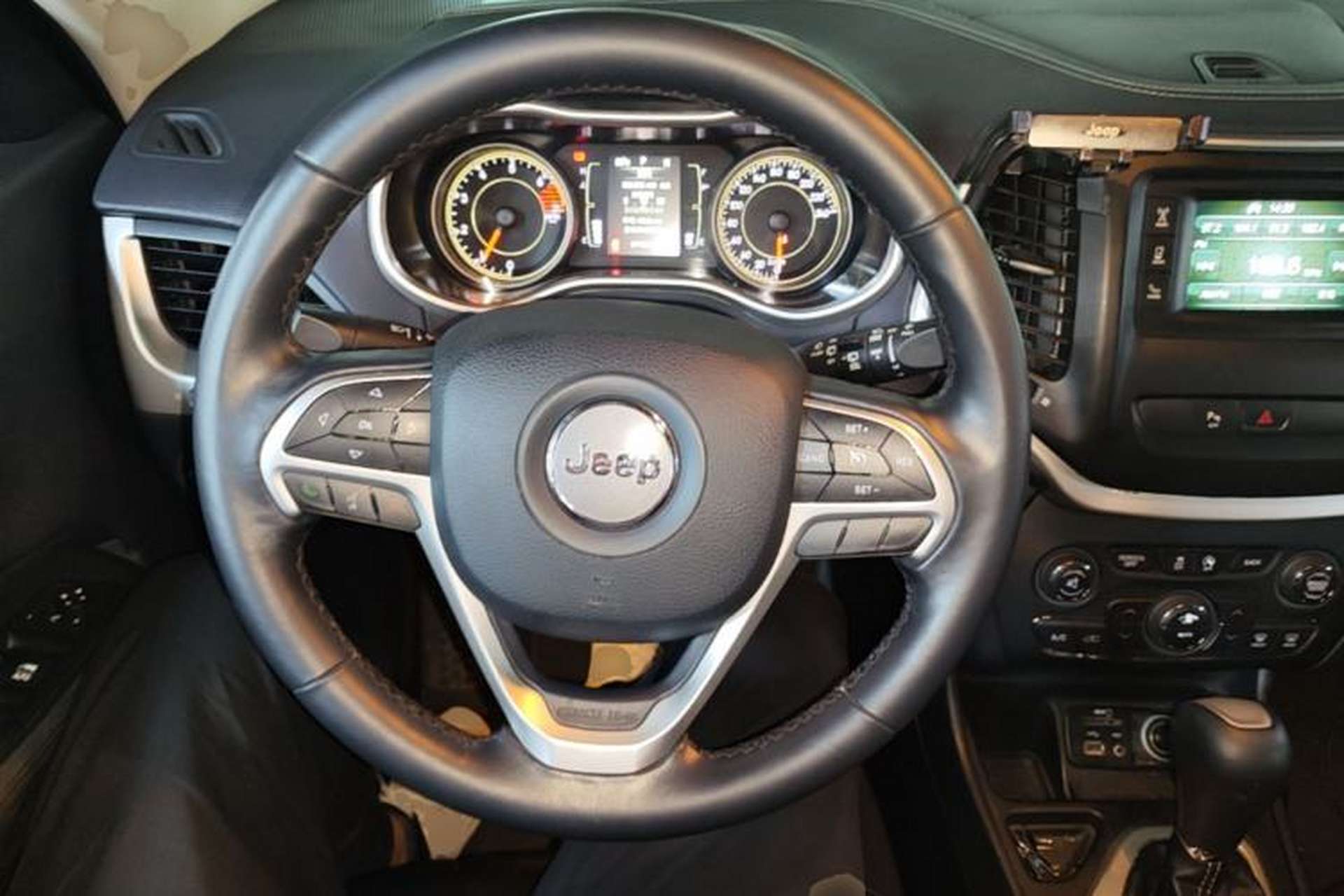 Used Jeep Cherokee 2016 2.4L Leading Edition Steering Wheel