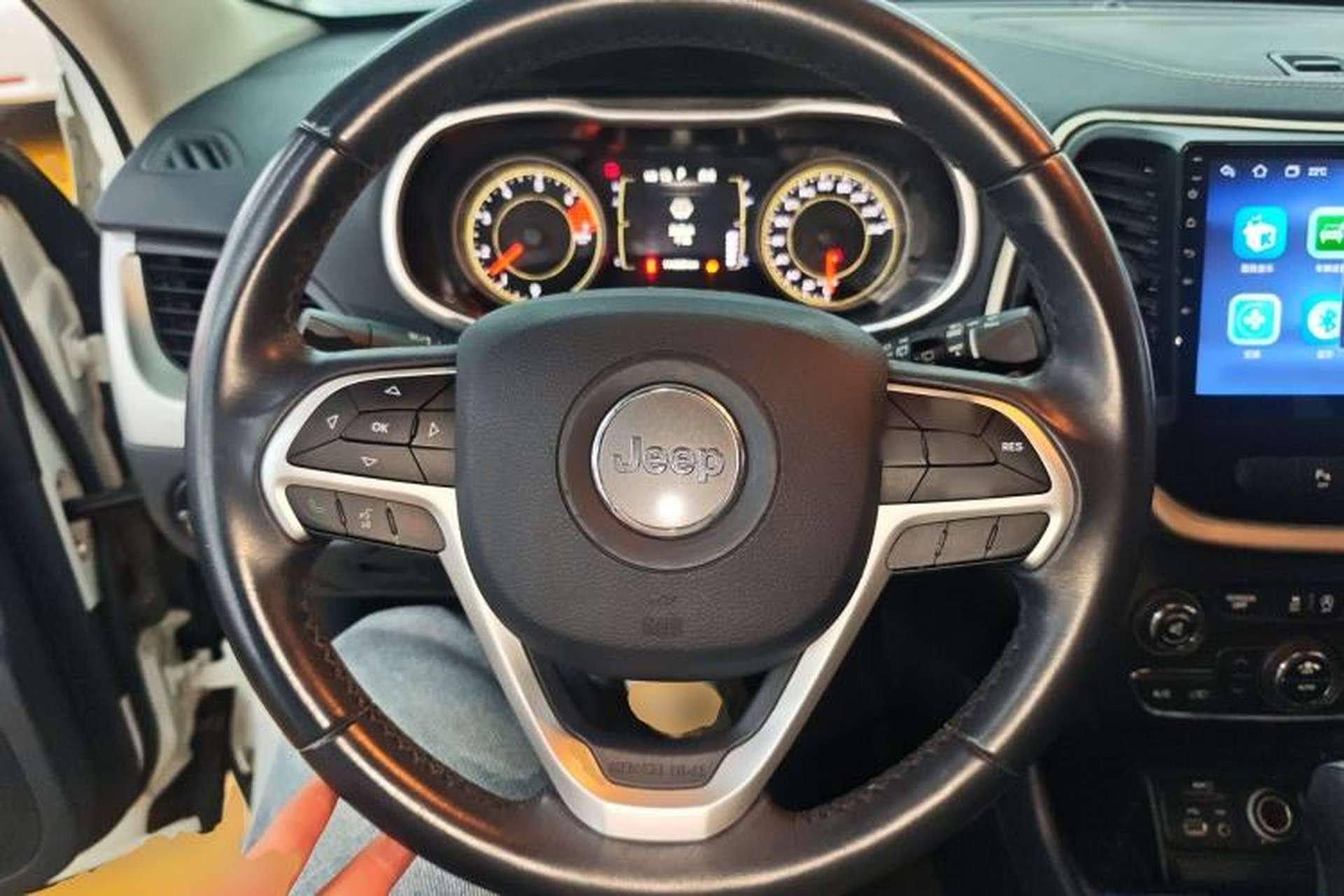 Used Jeep Cherokee 2016 2.4L Leading Edition Steering Wheel