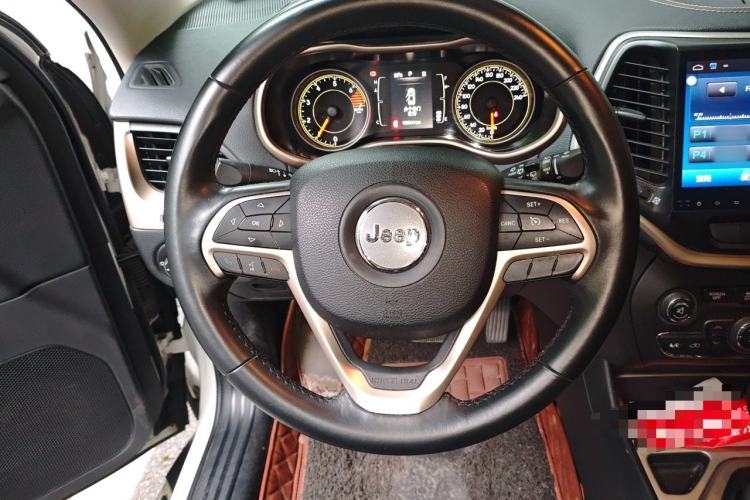 Used Jeep Cherokee 2016 2.4L Leading Edition Steering Wheel