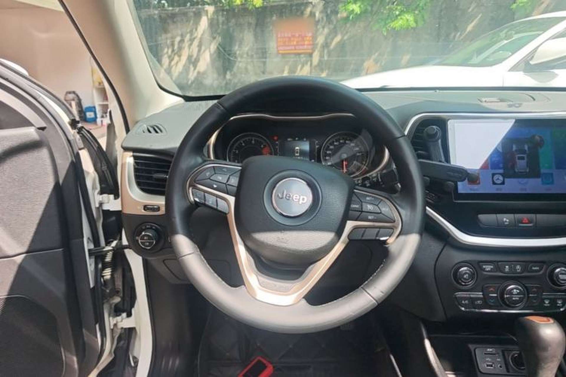 Used Jeep Cherokee 2016 2.4L Leading Edition Steering Wheel