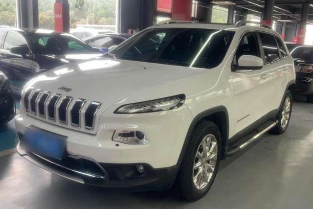 Used Jeep Cherokee 2016 2.4L Superior Edition