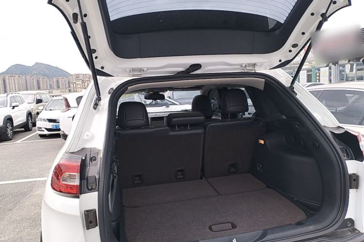 Used Jeep Cherokee 2016 2.4L Professional Smart Version Trunk