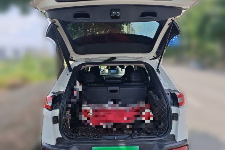 Used Jeep Cherokee 2016 2.4L Superior Edition Trunk