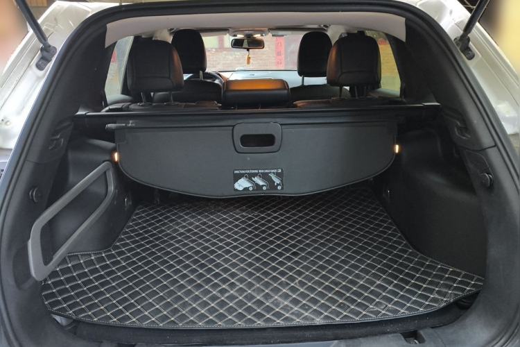 Used Jeep Cherokee 2016 2.4L Professional Smart Version Trunk
