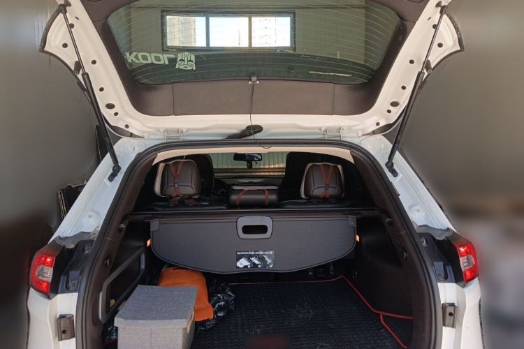 Used Jeep Cherokee 2016 2.0L Superior Edition Trunk