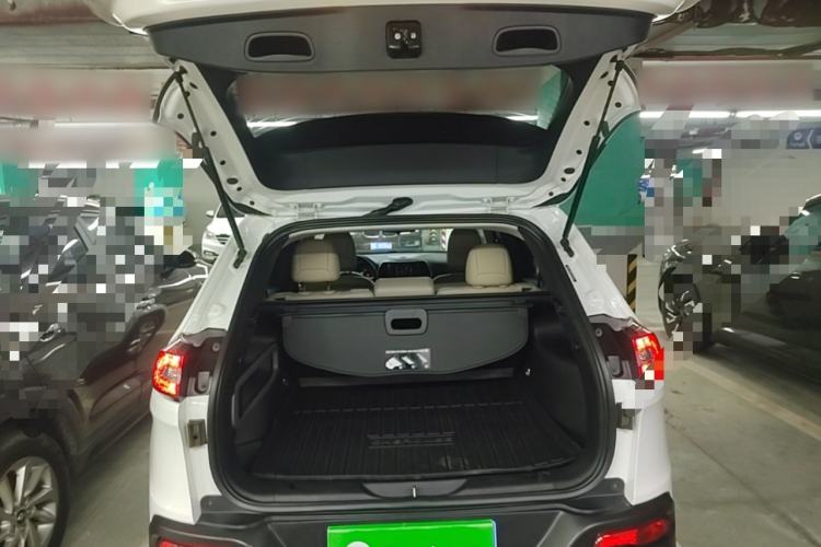 Used Jeep Cherokee 2016 2.0L Superior Edition Trunk