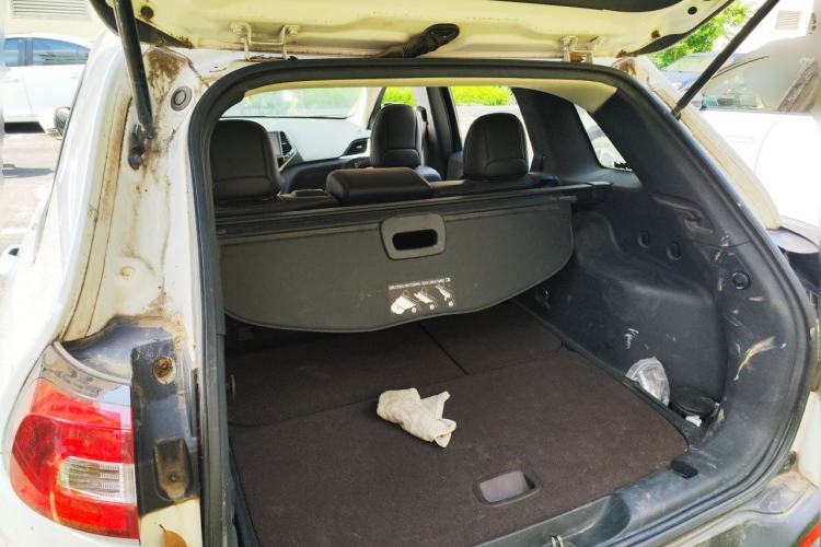 Used Jeep Cherokee 2016 2.4L Leading Edition Trunk