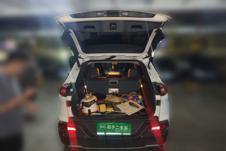 Used Jeep Cherokee 2016 2.4L All-in-One Edition Trunk