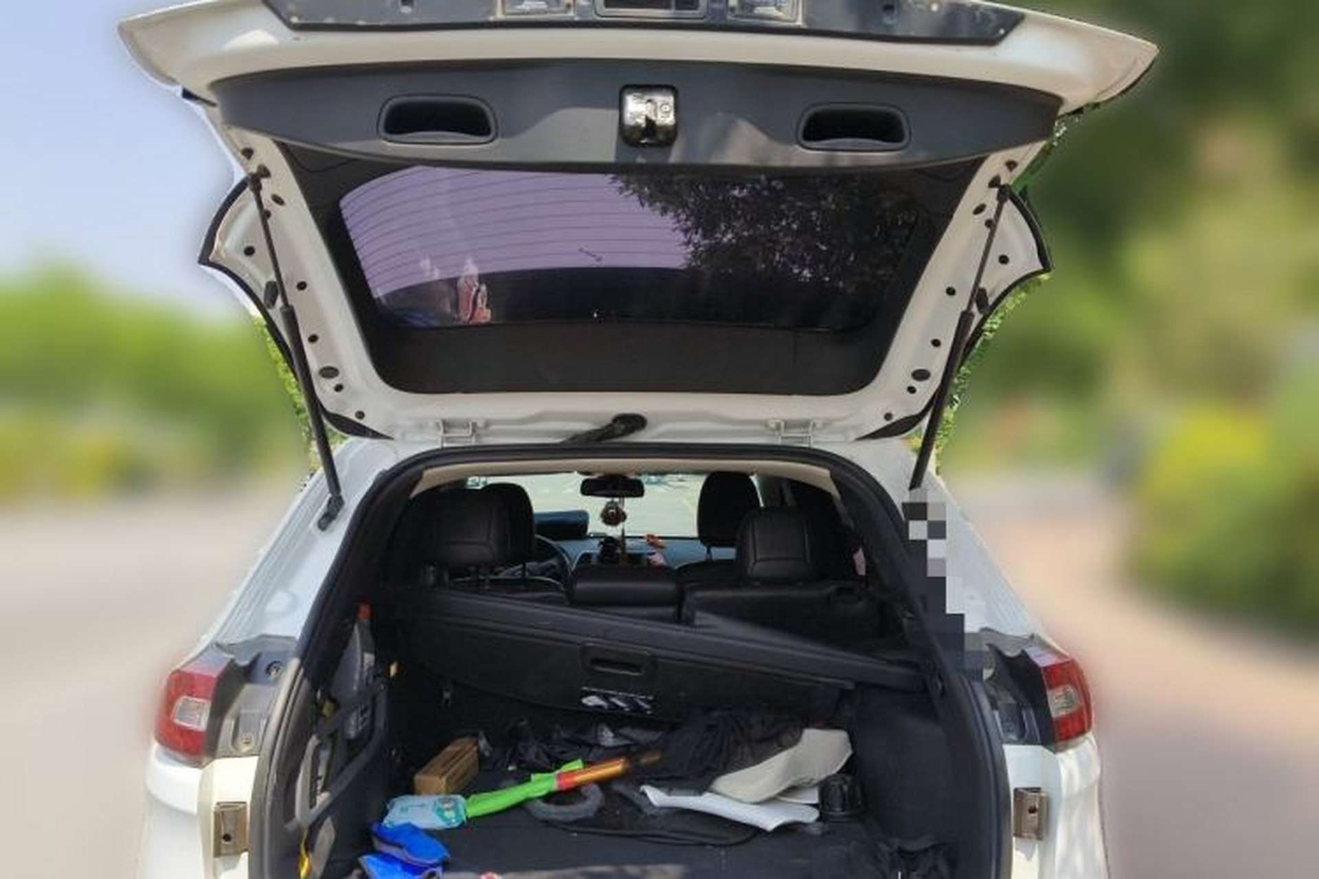 Used Jeep Cherokee 2016 2.4L Professional Edition Trunk