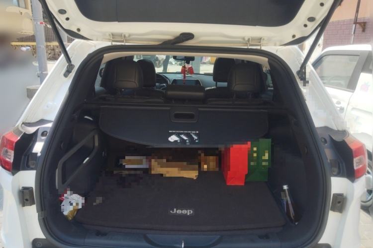 Used Jeep Cherokee 2016 2.4L Leading Edition Trunk
