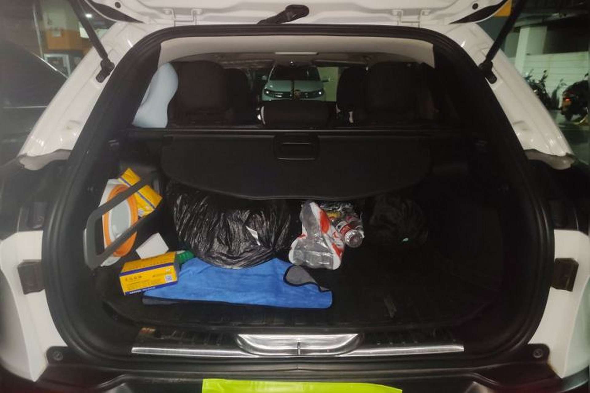 Used Jeep Cherokee 2016 2.4L Leading Edition Trunk