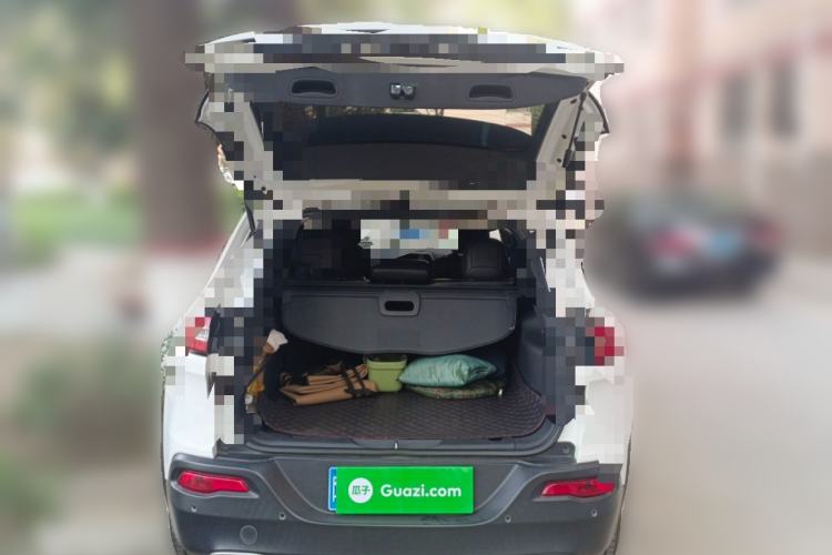 Used Jeep Cherokee 2016 2.4L Professional Edition Trunk