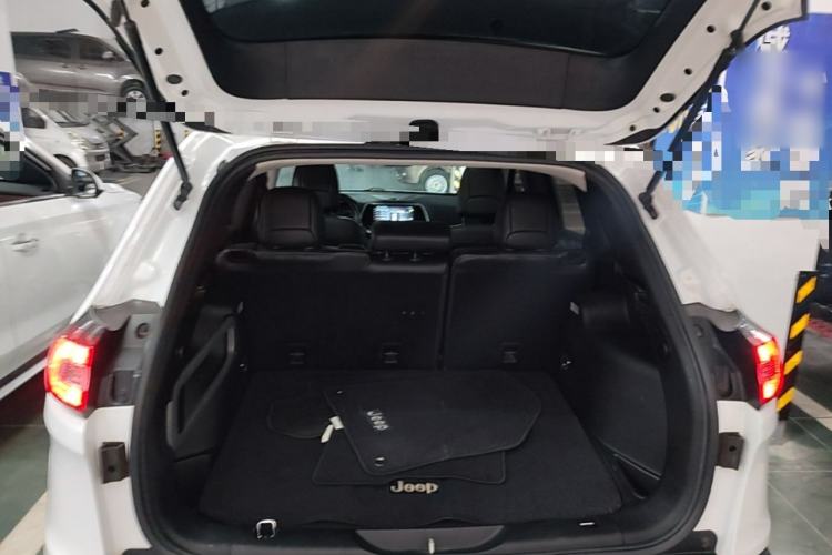 Used Jeep Cherokee 2016 2.4L Leading Edition Trunk