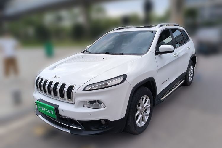 Used Jeep Cherokee 2016 2.4L Professional Smart Version Guazi used car, China used car export, Used car for sale, Used  cars, Cheapest cars for sale