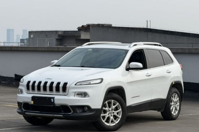 Used Jeep Cherokee 2016 2.4L Professional Edition