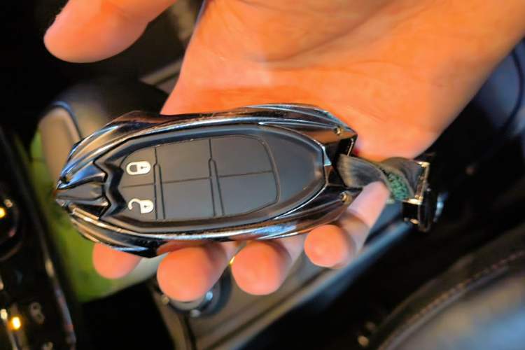 Used Jeep Cherokee 2016 2.4L Professional Smart Version Vehicle Key