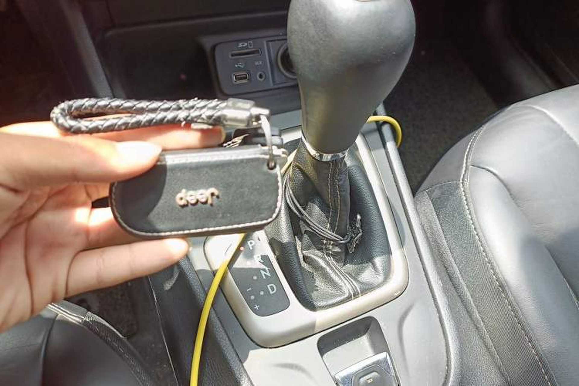Used Jeep Cherokee 2016 2.0L Superior Edition Vehicle Key