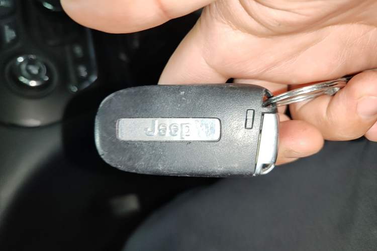 Used Jeep Cherokee 2016 2.4L Leading Smart Version Vehicle Key
