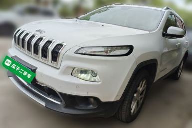Used Jeep Cherokee 2016 2.4L Professional Smart Version