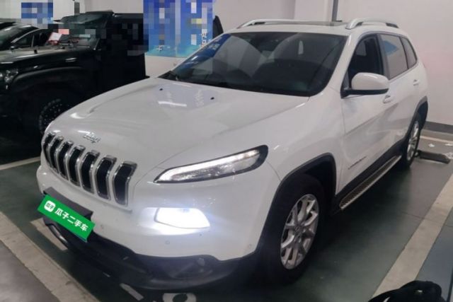 Used Jeep Cherokee 2016 2.4L Leading Edition