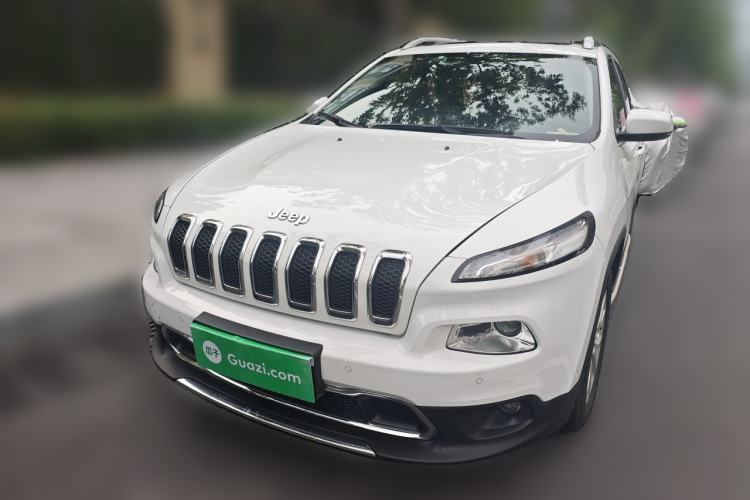 Used Jeep Cherokee 2016 2.4L Leading Smart Version Guazi used car, China used car export, Used car for sale, Used  cars, Cheapest cars for sale
