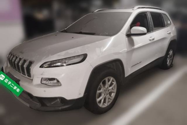 Used Jeep Cherokee 2016 2.4L Professional Smart Version