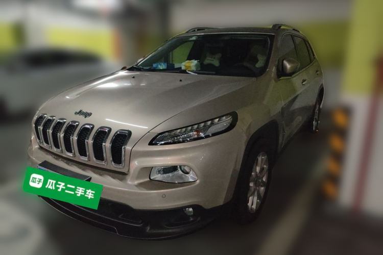 Used Jeep Cherokee 2016 2.4L Leading Smart Version Guazi used car, China used car export, Used car for sale, Used  cars, Cheapest cars for sale